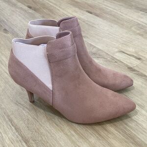 NEW Women’s Allegra K Stiletto Heel Chelsea Boots